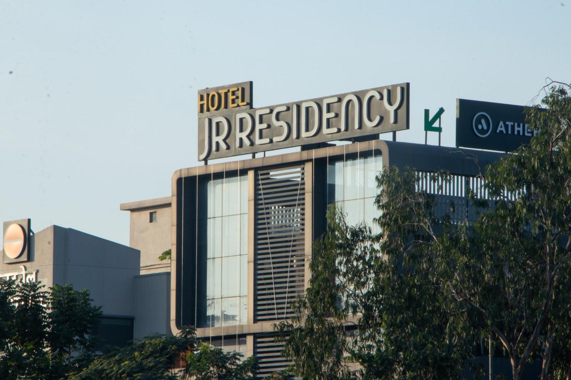 J R Residency 호텔 나비뭄바이 외부 사진